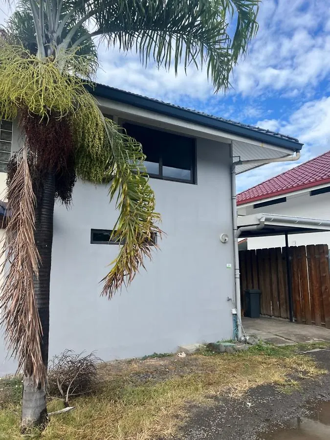 Beach Side Duplex Punaauia  Bed & Breakfast Punaauia (Tahiti)